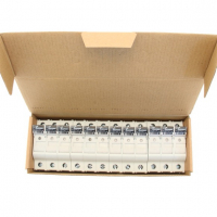PODSTAWA WKŁ. CYL. 10X38, 3P, 32A, 690 VAC, WSKAŹNIK STD. UL CHCC3DIU - CHCC3DIU - EATON